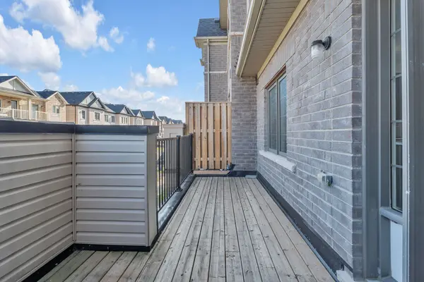 Brampton, ON L7A 5B9,96 Fruitvale CIR