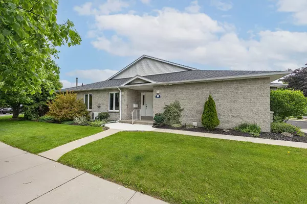 Kingston, ON K7M 8Z2,715 Millwood DR