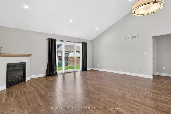 Sarnia, ON N7W 1C5,520 Molinari ST