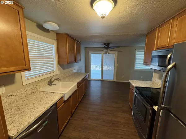 Fairview, OR 97024,22630 NE SCHUYLER ST