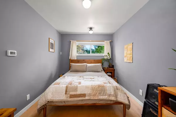 Courtenay, BC V9N 1X1,1261 14th St