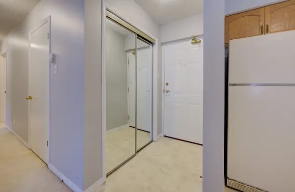 440 DURHAM ST W #302, Wellington North, ON N0G 2L2