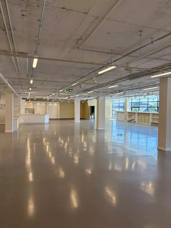 Toronto W04, ON M6B 1G2,1200 Castlefield AVE #Unit B