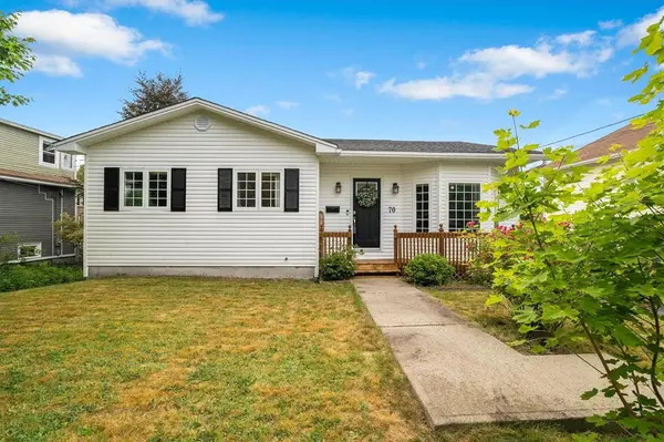 70 Swansea Drive, Conception Bay South, NL A1W 4S5