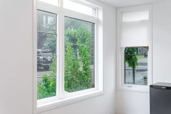 Hamilton, ON L8J 0L9,30 Times Square BLVD #69