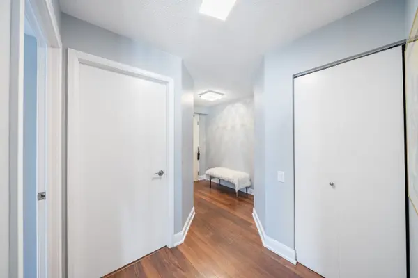 Toronto C10, ON M4S 3H8,2191 Yonge ST #2311