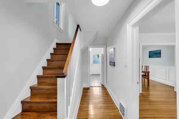 Toronto C04, ON M5M 1A7,89 Lawrence AVE W