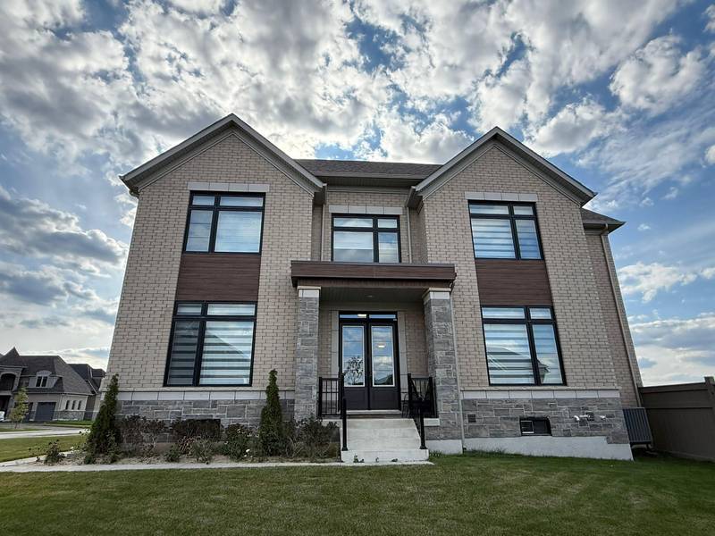 22 Mahogany TRL, Adjala-tosorontio, ON L0G 1W0