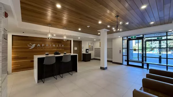 Burlington, ON L7T 2C8,320 Plains RD E #314