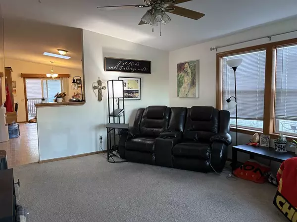 Iowa City, IA 52240,223 Hackney Ct