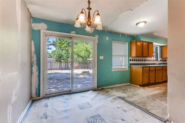 Dallas, TX 75228,3220 Healey Drive