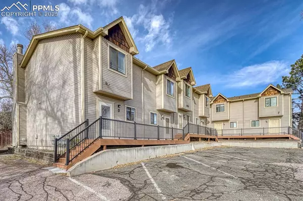 1506 Crestone AVE #D, Colorado Springs, CO 80905