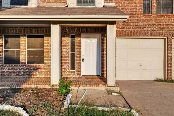 Arlington, TX 76002,7417 Fossil Garden Drive
