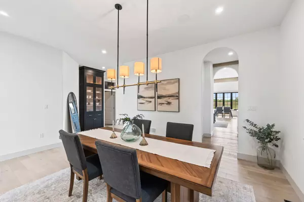 Kingston, ON K7P 0N5,848 Windermere DR