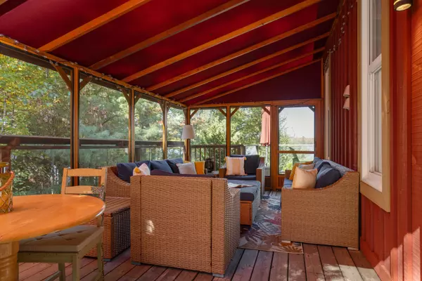 Bracebridge, ON P0H 0A9,1127 Whispering Pines TRL