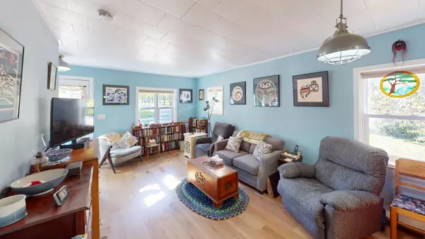 Brockton, ON N0G 1S0,20 Dirstien Street South ST S