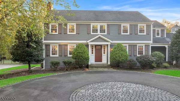 6 E Greenbrook Rd, North Caldwell Boro, NJ 07006