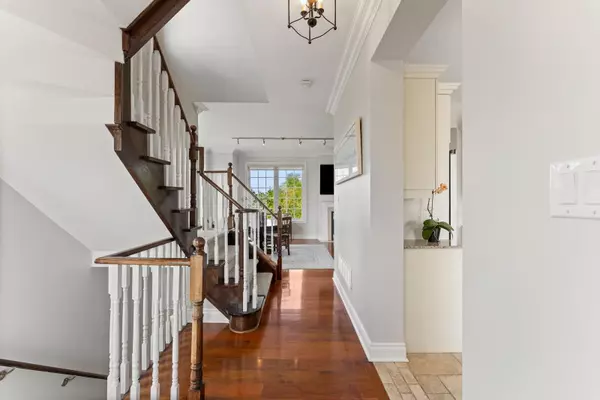 Peel, ON L7E 4E1,134 Rolling Hills LN