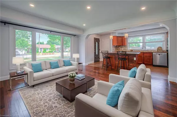 Kitchener, ON N2B 1Z2,169 Bruce ST #Upper