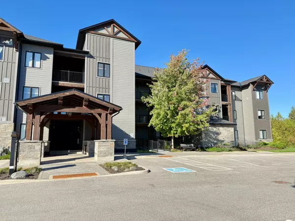 12 Beckwith LN #306, Blue Mountains, ON L9Y 0A4
