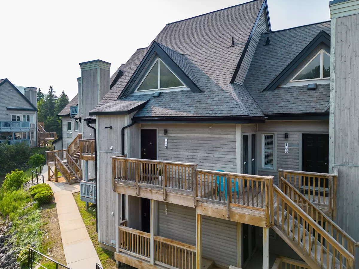 Blue Mountains, ON L9Y 0N6,796468 Grey 19 RD #116