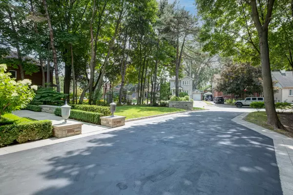 Toronto E03, ON M4C 3B3,20 Taylor DR