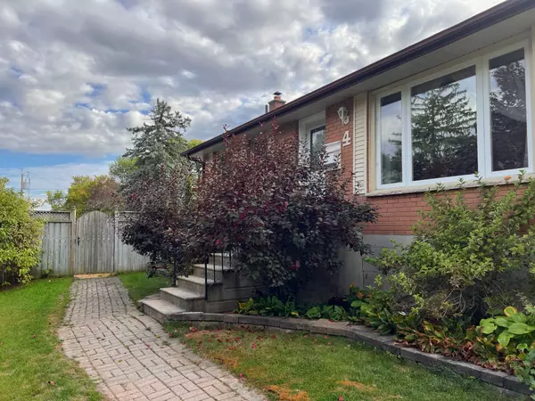 Belleville, ON K8P 3G4,4 Highview CRES