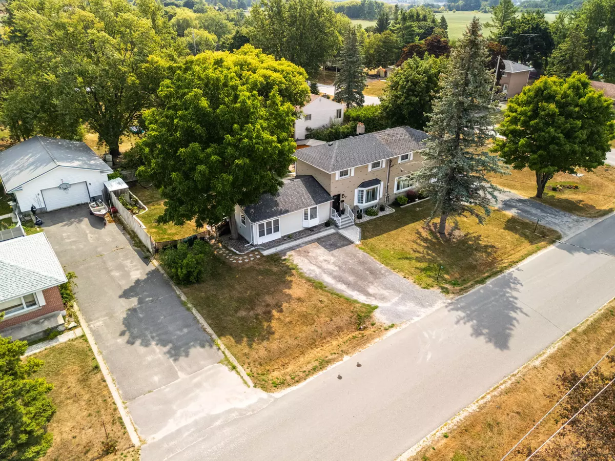 Kingston, ON K7L 4V4,1412 Mildred ST