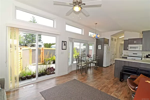 Nanaimo, BC V9R 6X7,2133 Henderson Lake Way #51