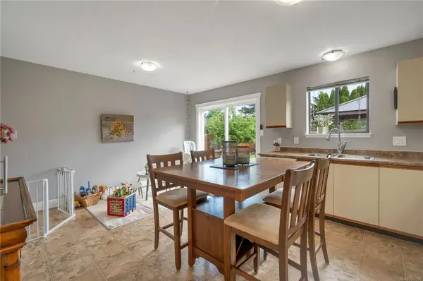 Campbell River, BC V9W 7B3,161 Utah Dr