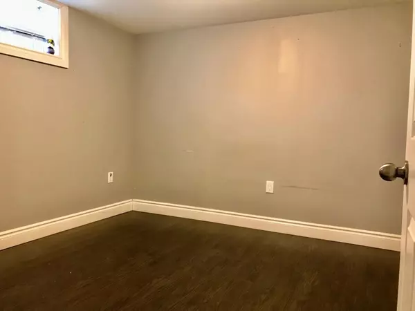 Oshawa, ON L1G 1H8,789 Regent DR #Basement