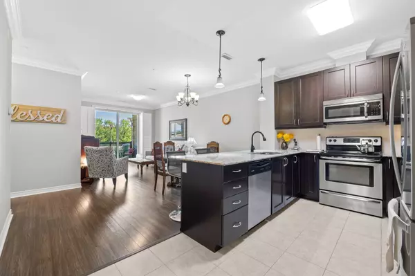 Milton, ON L9T 8P9,33 Whitmer ST #112