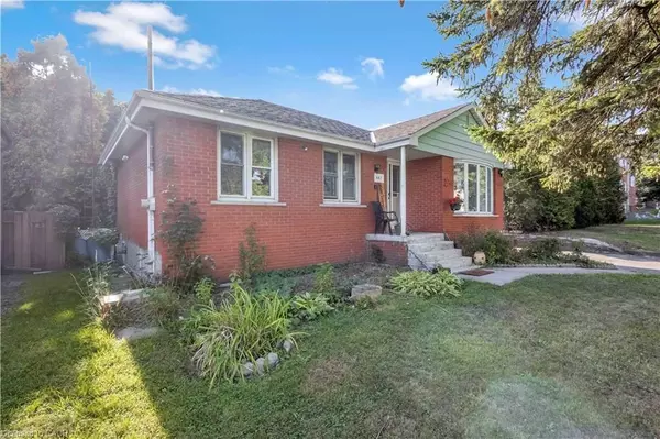 Hamilton, ON L8V 4C1,487 EAST 37TH ST
