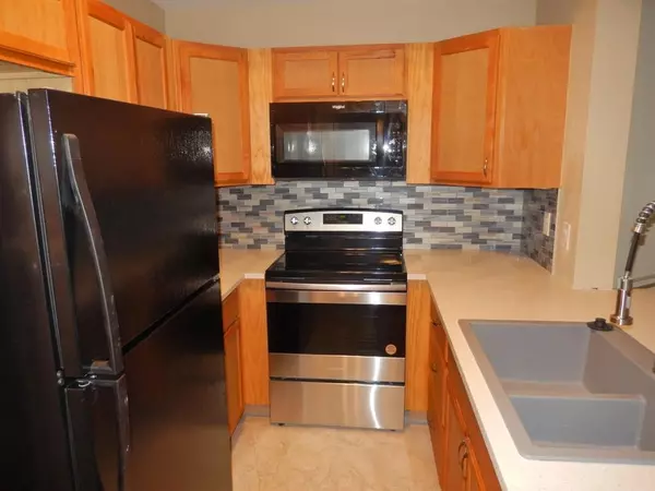 Dallas, TX 75231,8601 Park Lane #312
