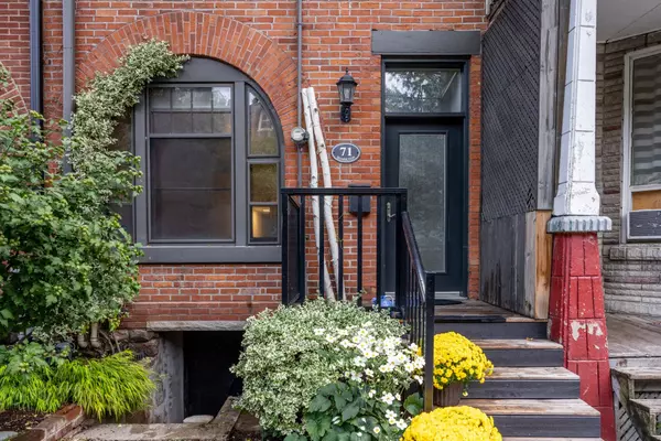 71 Hamilton ST, Toronto E01, ON M4M 2C7