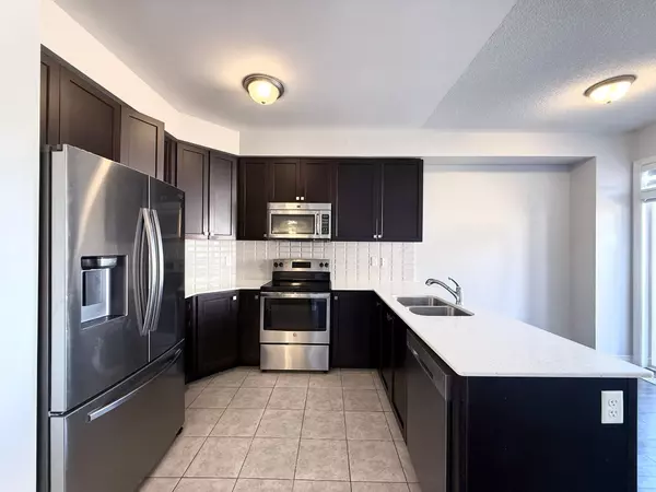 Brampton, ON L7A 4Z9,118 Finegan CIR