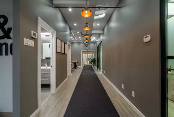Mississauga, ON L5S 1N6,7370 Bramalea RD N #32