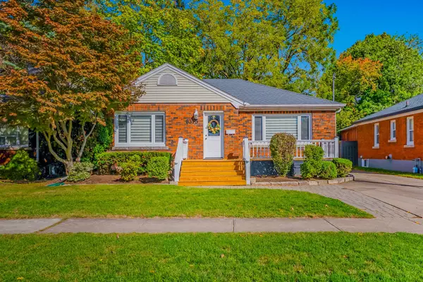 Niagara Falls, ON L2G 2L9,6373 Corwin CRES