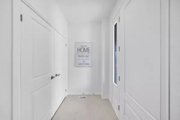 Pickering, ON L1X 0P8,1117 Pisces TRL