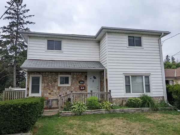 Oshawa, ON L1G 4X7,1478 Simcoe ST N