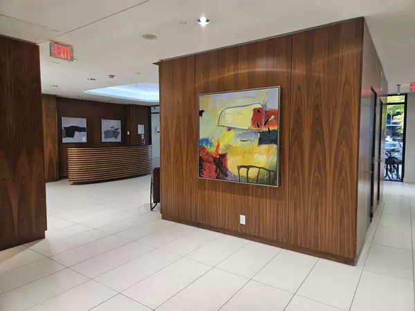 Toronto W08, ON M9B 1S9,1 Valhalla Inn RD #608