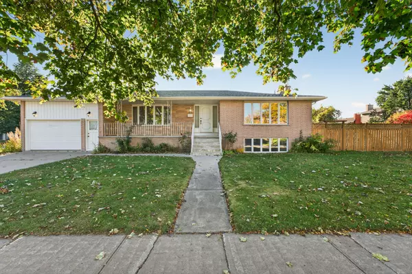 Kingston, ON K7M 6G9,147 Inverness CRES