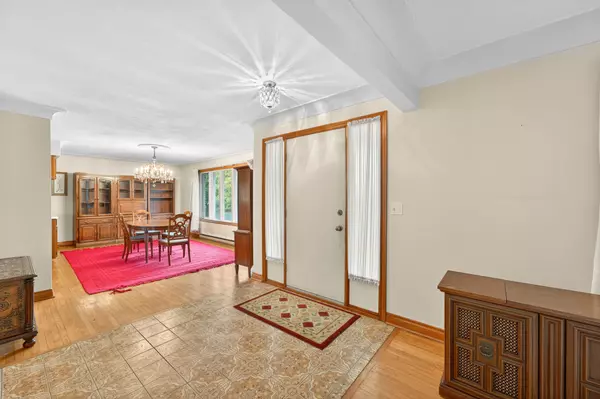 Kingston, ON K7M 6G9,147 Inverness CRES