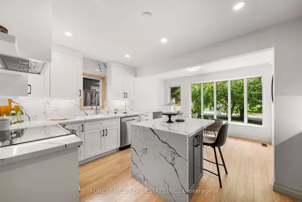 Markham, ON L3T 5K3,3 Saunders LN