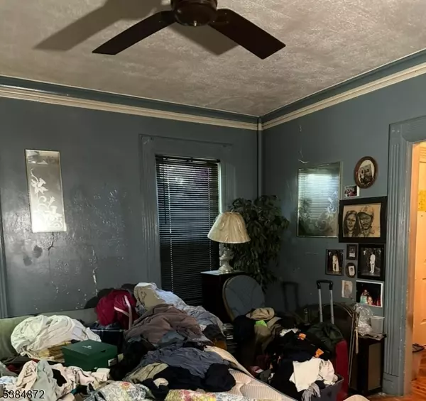 Irvington Twp., NJ 07111,114 Orange Ave