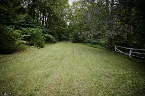 Hardyston Twp., NJ 07419,41 Sand Pond Rd
