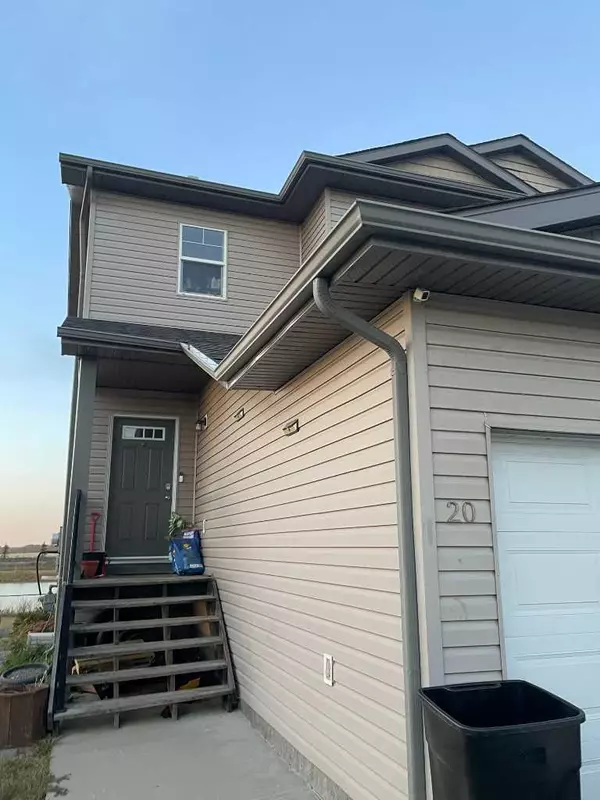 6802 50 AVE #20, Camrose, AB T4V 5C7