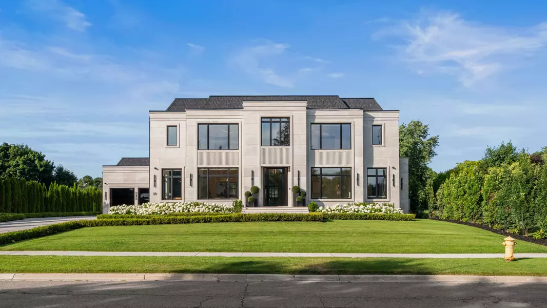 29 Greenside DR, King, ON L0G 1N0