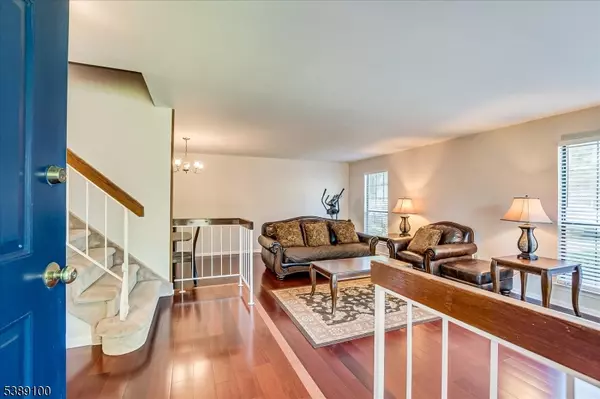 Edison Twp., NJ 08820,3801 Cricket Cir