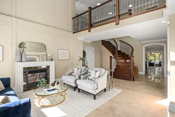 Toronto W08, ON M9A 1W9,14 Ballantyne CT